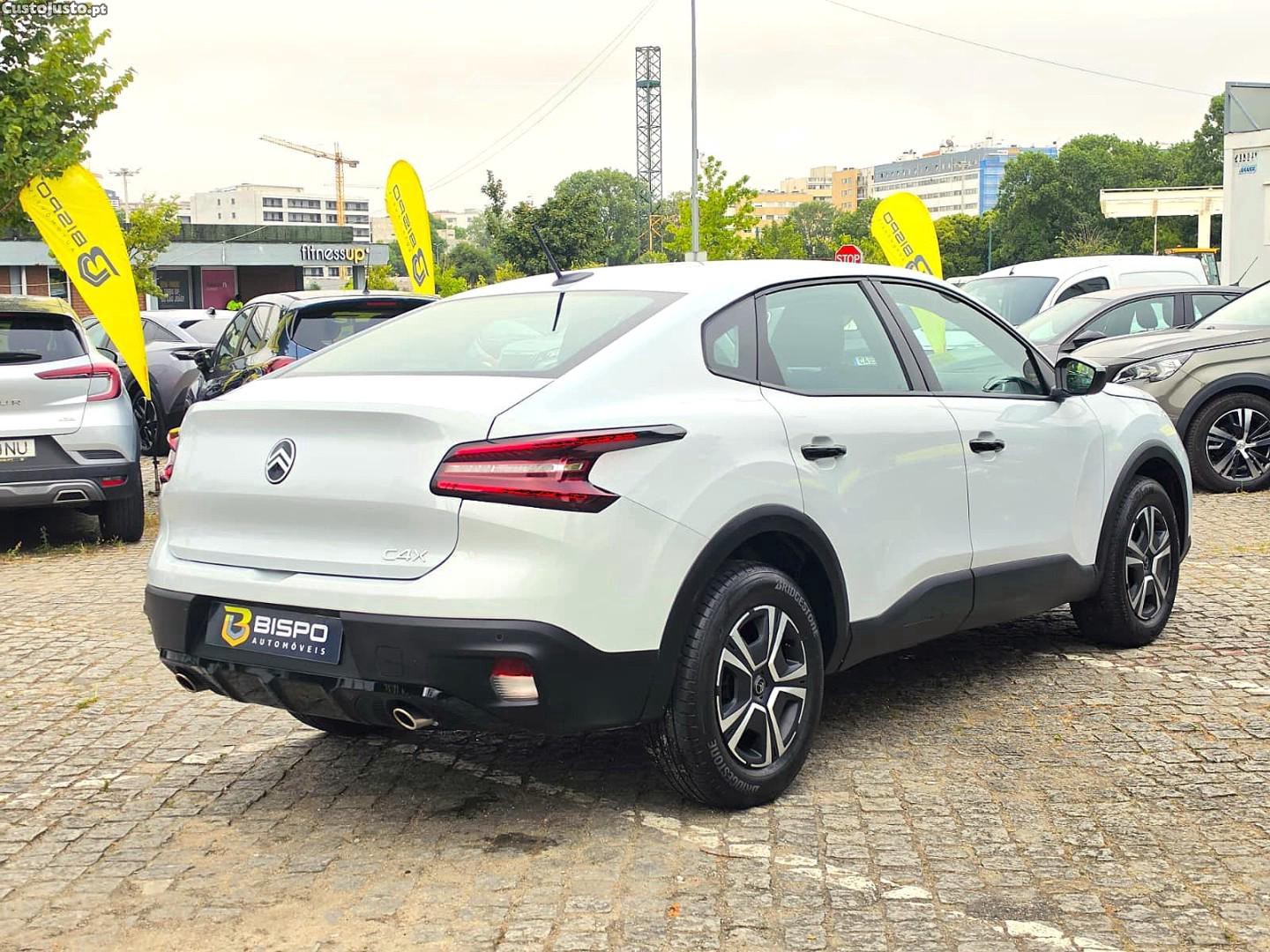 Citroën C4 X 1.2 Hybrid Max e-DSC6 — fotografia 15