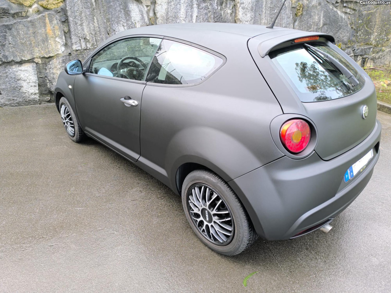 Alfa Romeo MiTo 1.3JTDM 90 CV BLACK MATE — fotografia 4