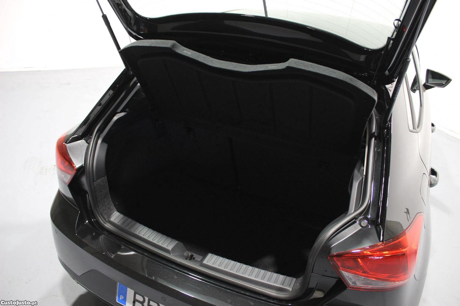 SEAT Ibiza 1.0 TSI Style DSG — fotografia 22