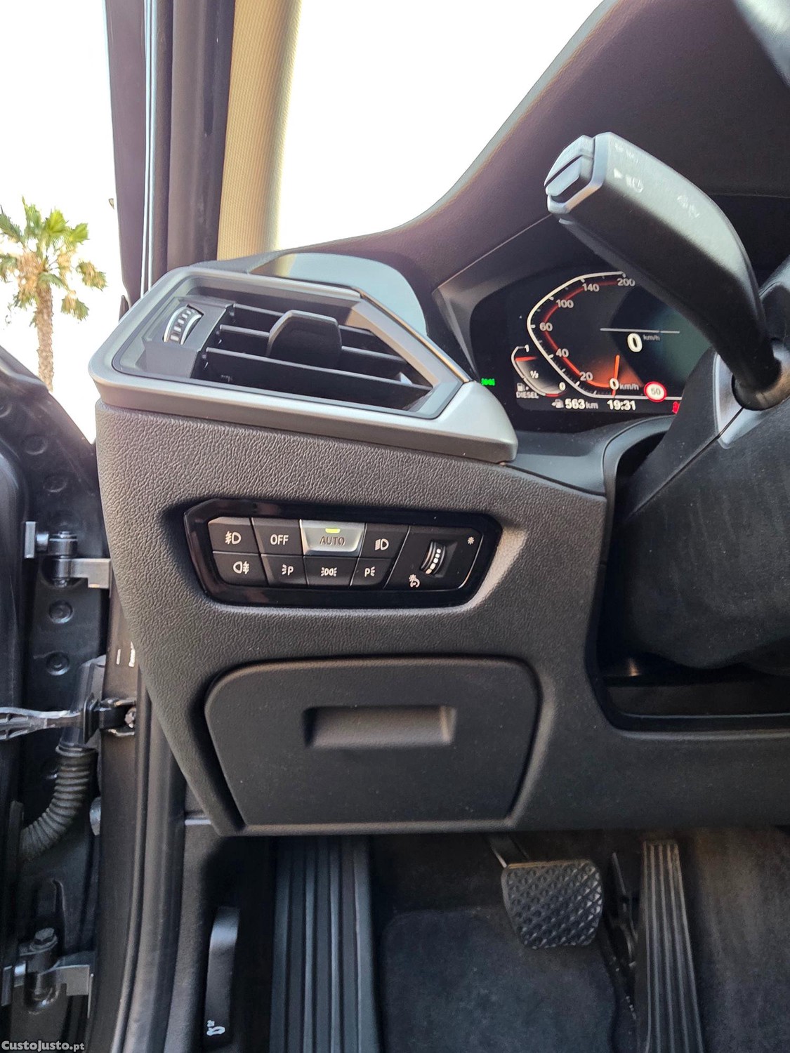 BMW 320 Touring Mild Hybrid — fotografia 9