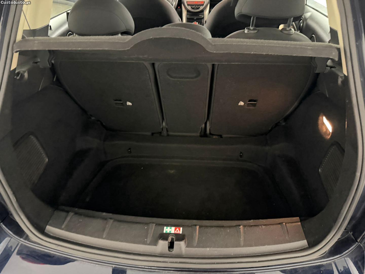 MINI Countryman ONE D 1.6 — fotografia 5