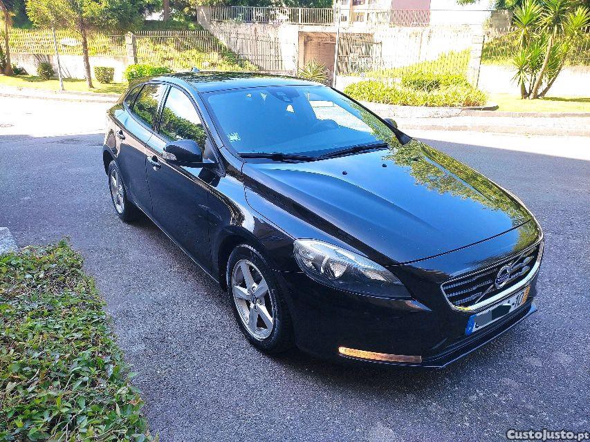 Volvo V40 2.0d 120cv Momentum — fotografia 10