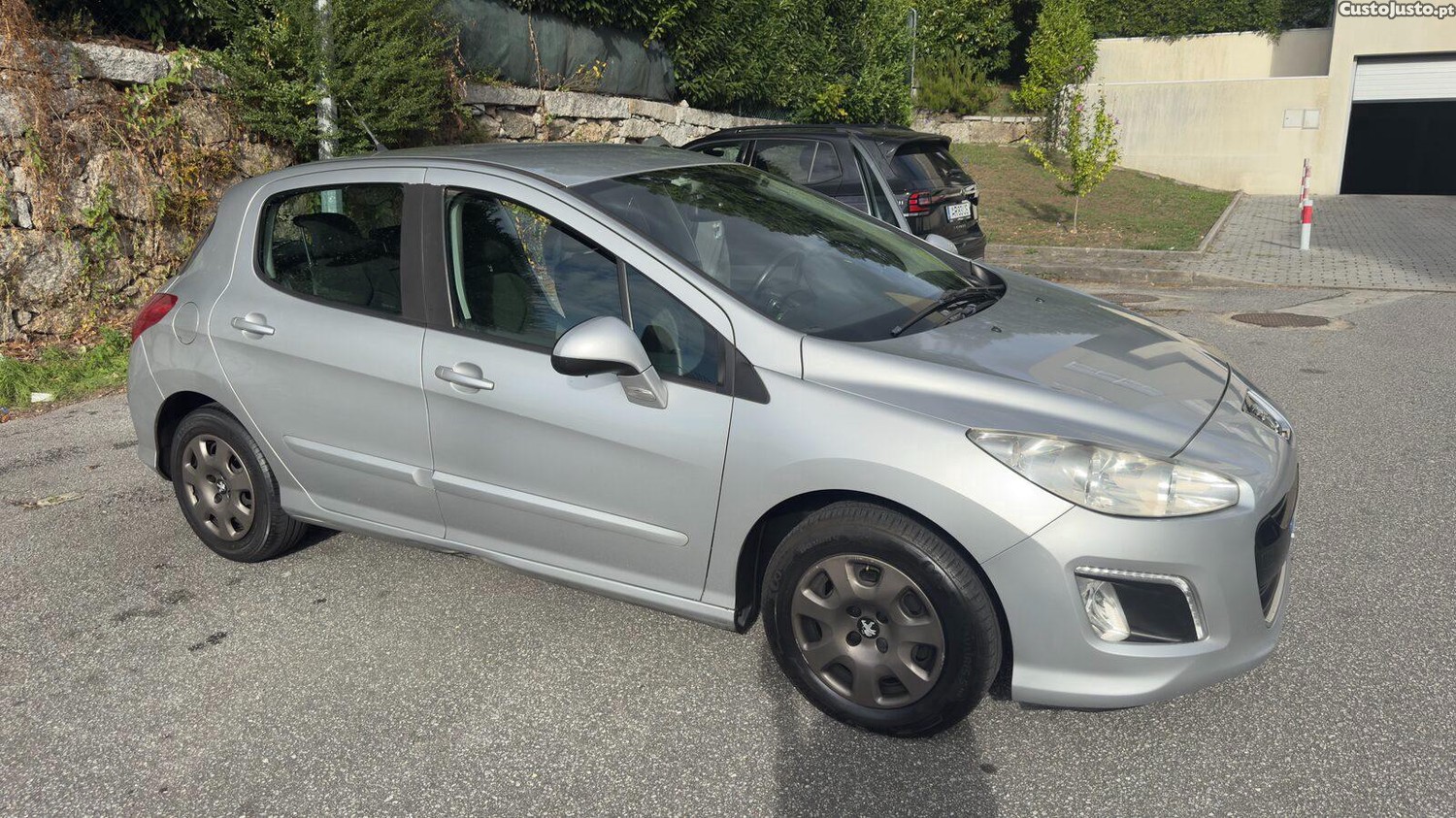 Peugeot 308 1.6 HDi Executive - 11 foto 2