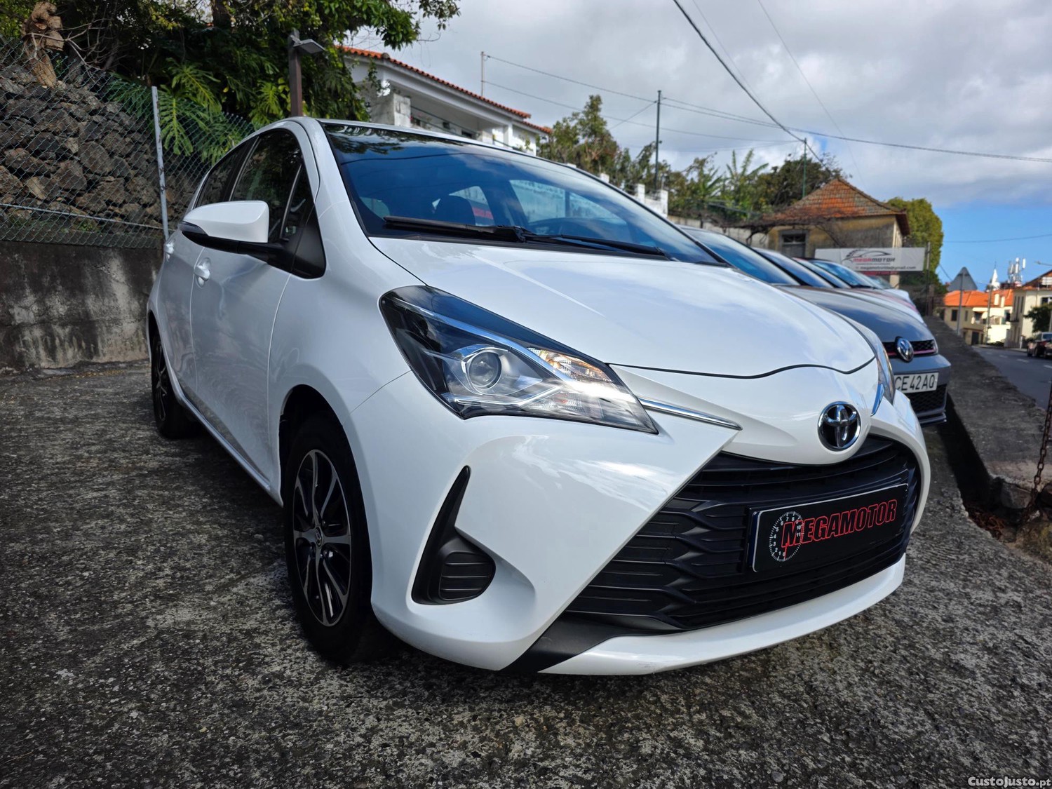 Toyota Yaris 1.0 VVT-I COMFORT 72CV — fotografia 24