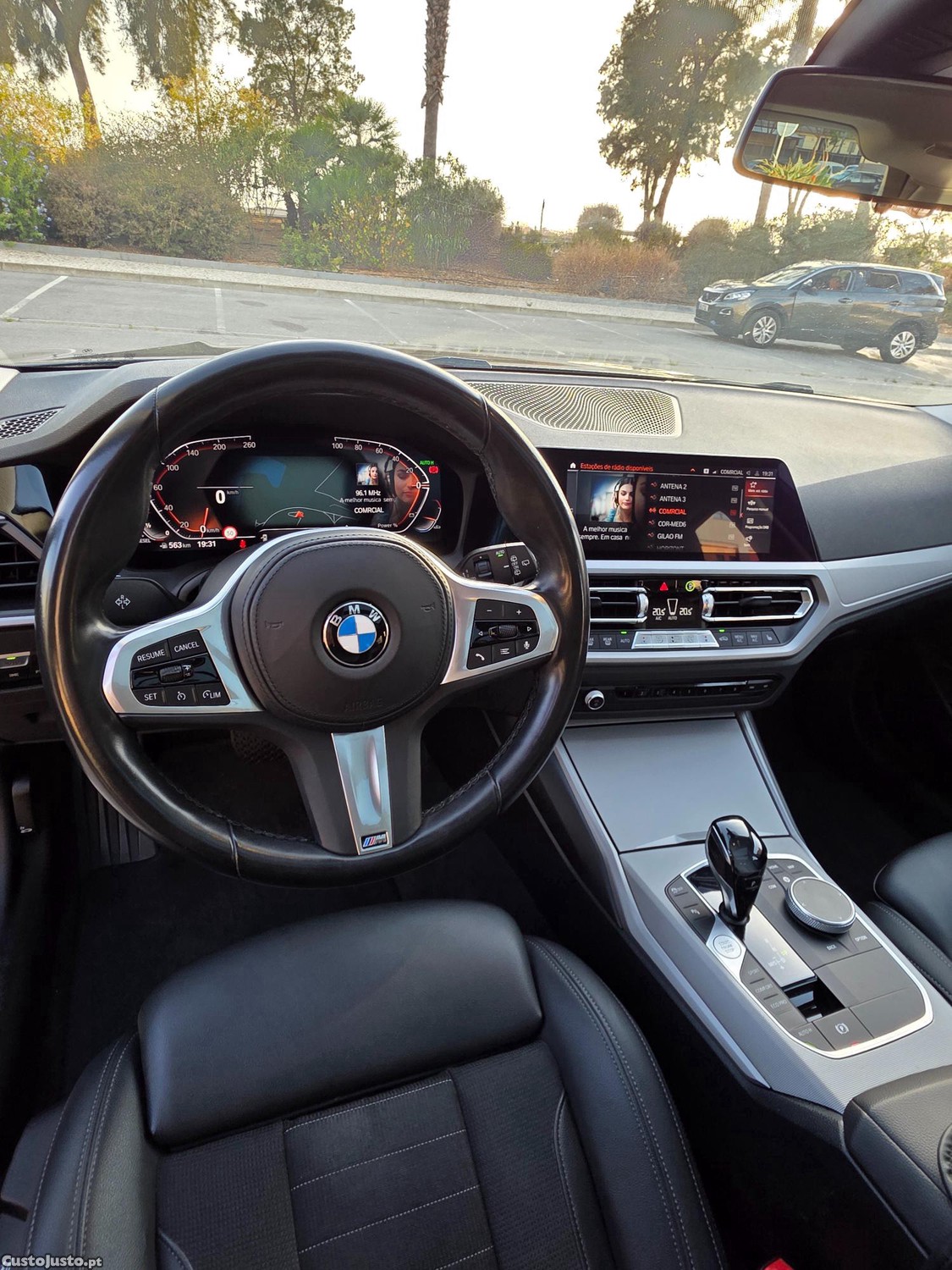 BMW 320 Touring Mild Hybrid — fotografia 2