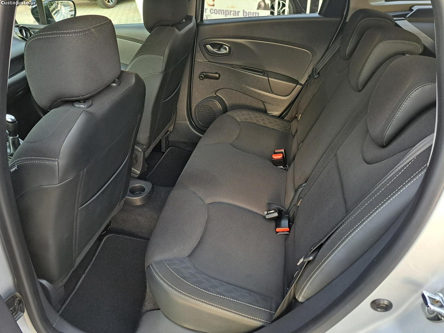 Renault Clio 0.9 TCe Limited — fotografia 18