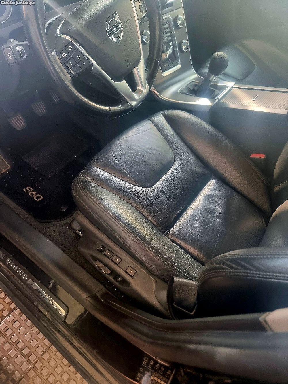 Volvo S60 City Safety — fotografia 4