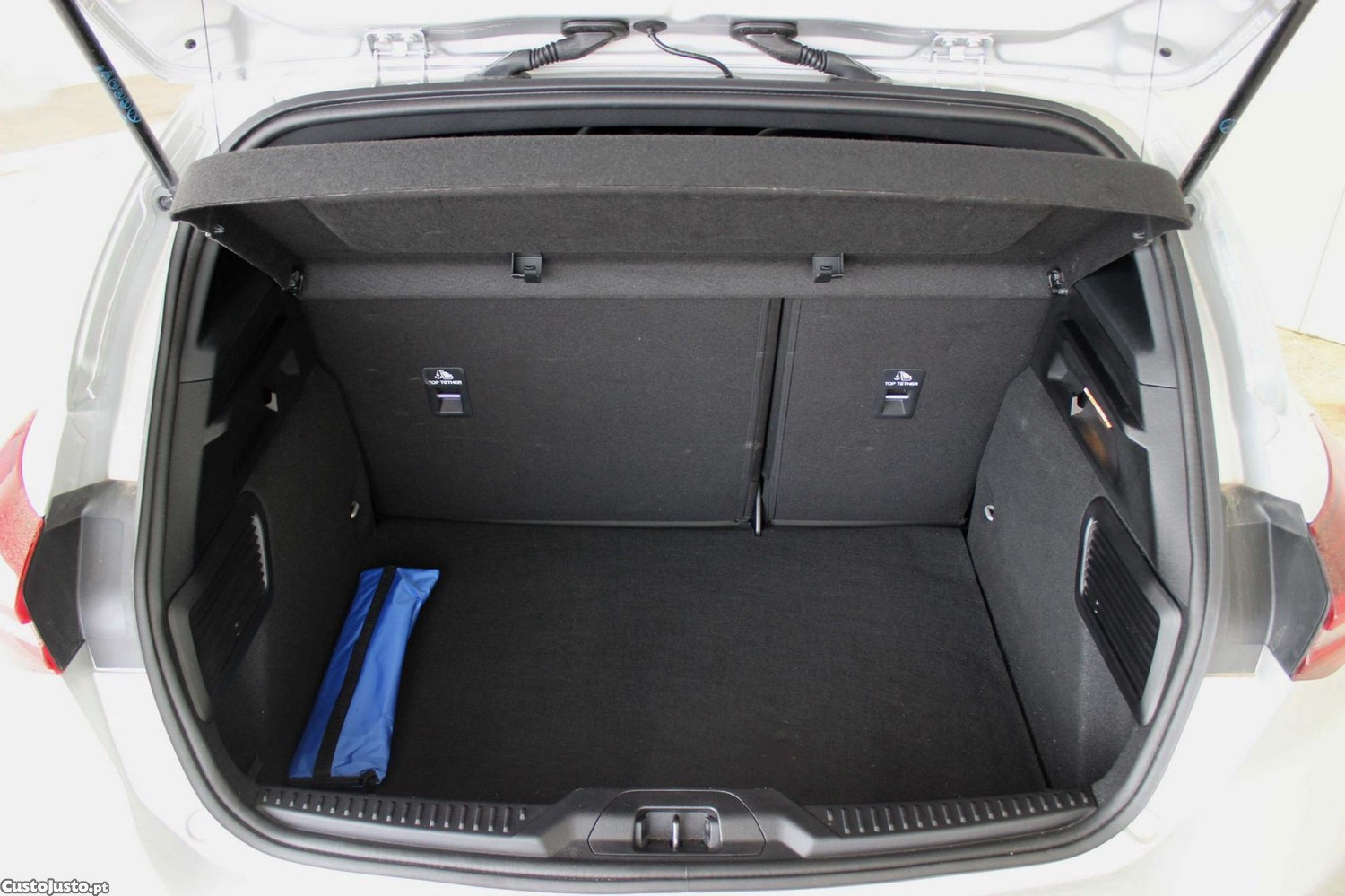 Ford Focus 1.0 EcoBoost MHEV ST-Line — fotografia 22