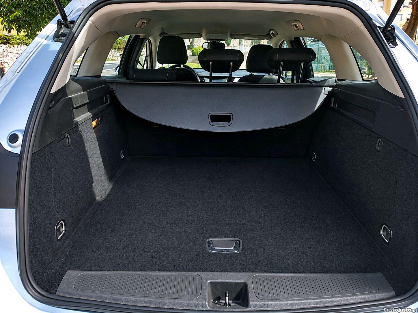 Opel Astra Sport Tourer 1.6Cdti — fotografia 5