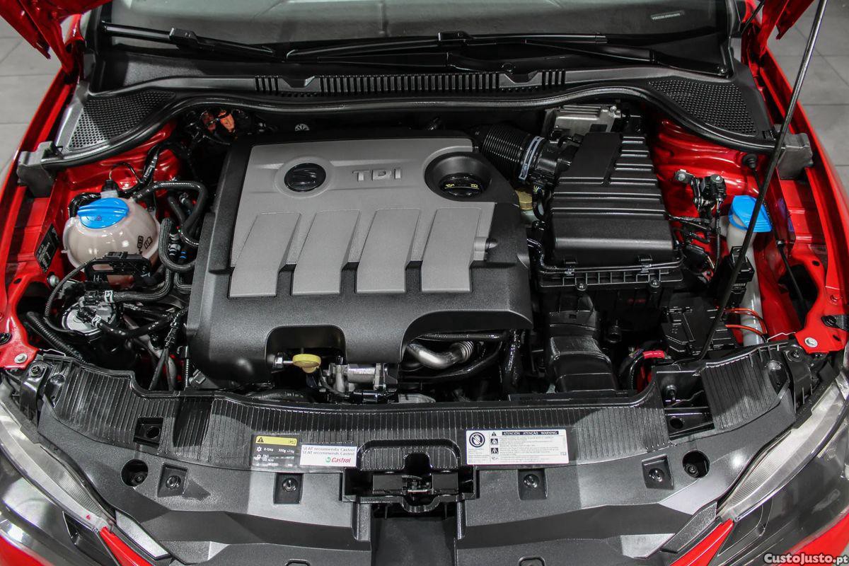 SEAT Ibiza 2.0 TDi FR — fotografia 13