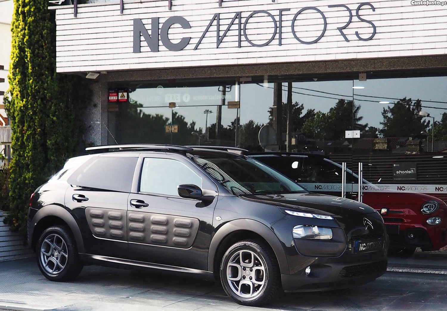 Citroën C4 Cactus 1.2 Shine 110cv — fotografia 11