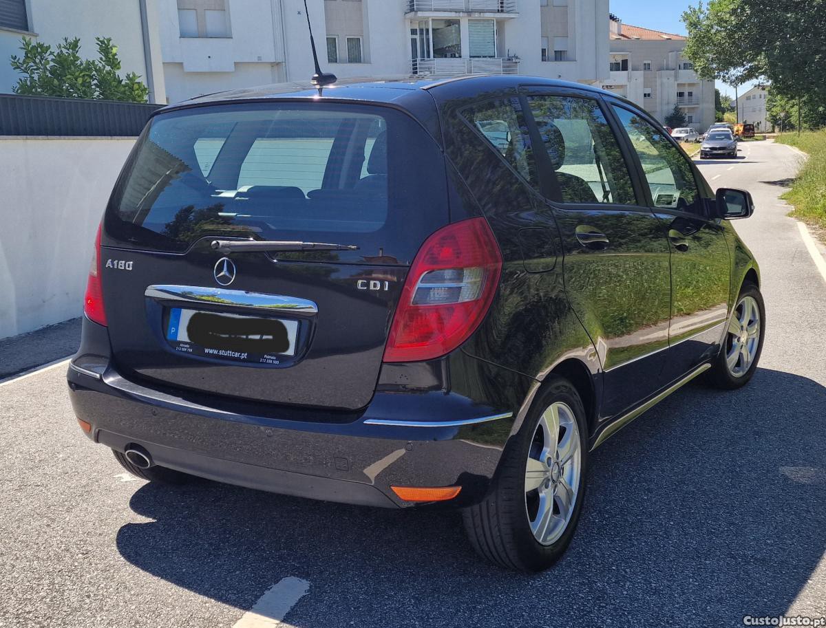 Mercedes-Benz A 180 CDI AvantGarde Nacional - 10 foto 2