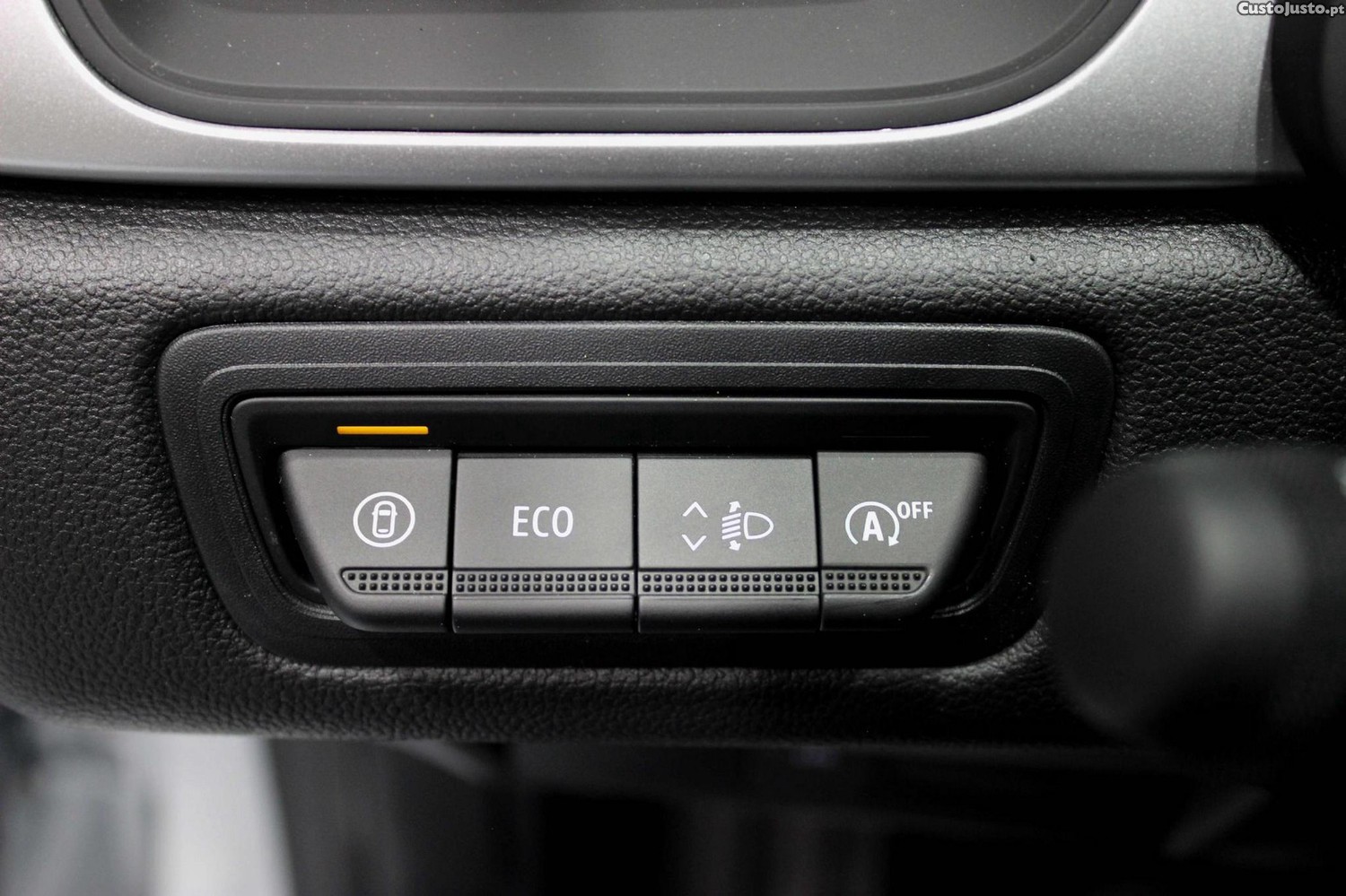 Renault Captur 1.0 TCe Evolution Bi-Fuel — fotografia 17