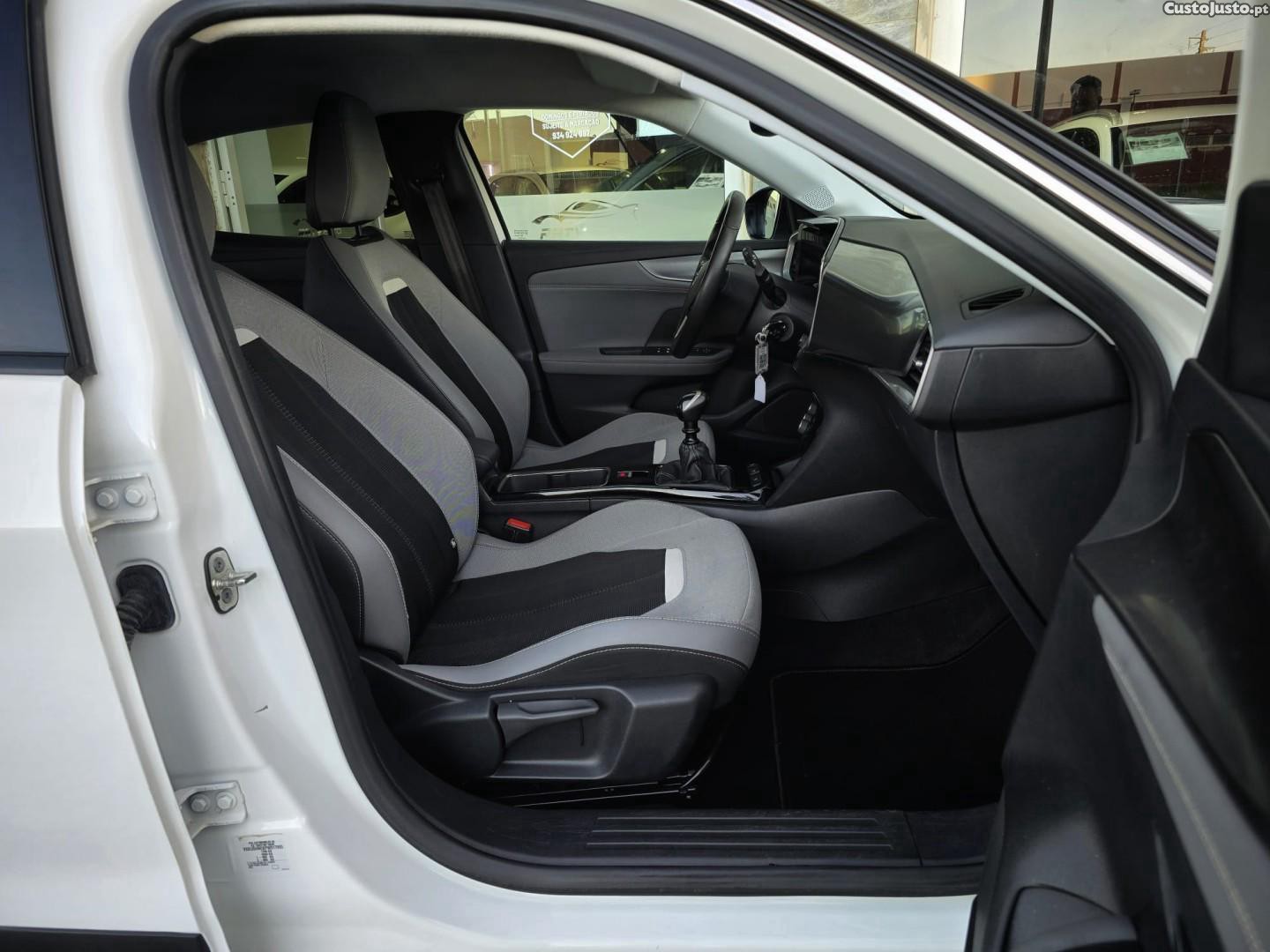 Opel Mokka 1.2 T Elegance — fotografia 2