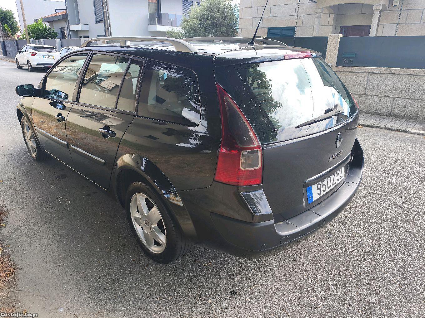 Renault Mégane break 1.5 DCI 105 CV — fotografia 8