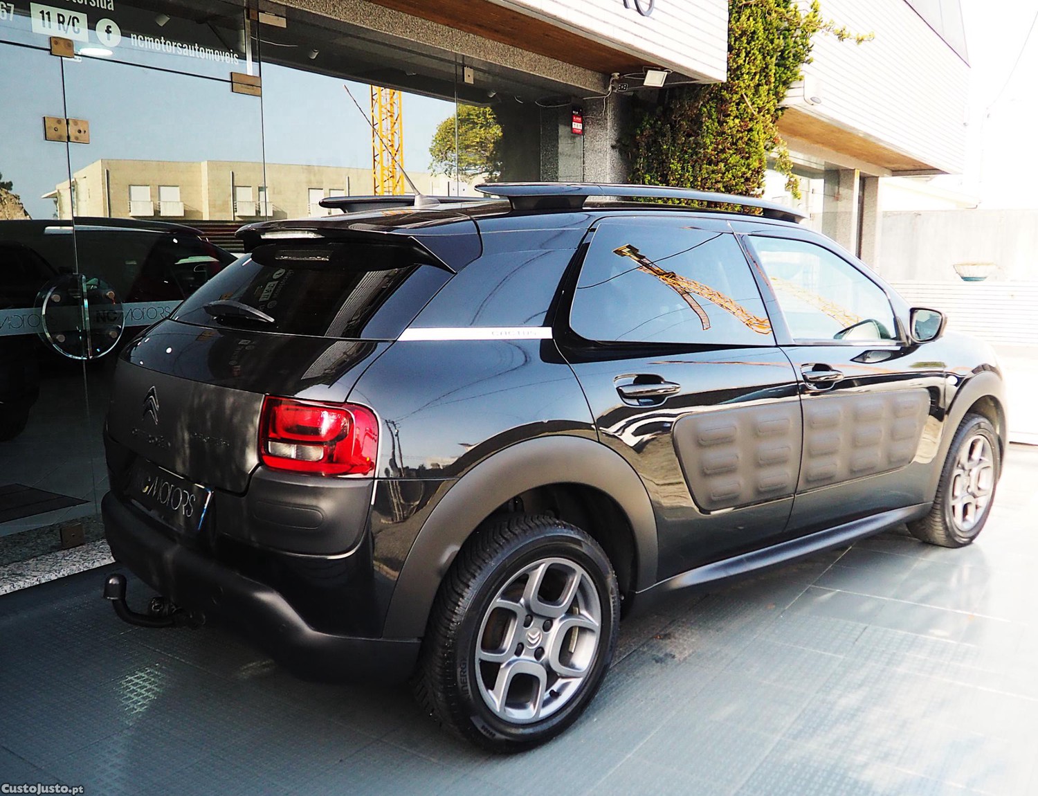 Citroën C4 Cactus 1.2 Shine 110cv — fotografia 9