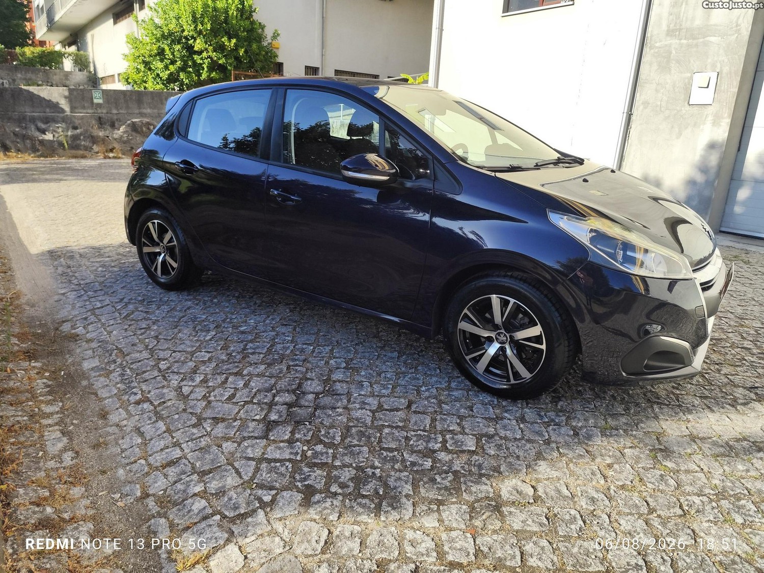 Peugeot 208 PureTech 82 ETG5 Stop & Start Active — fotografia 10
