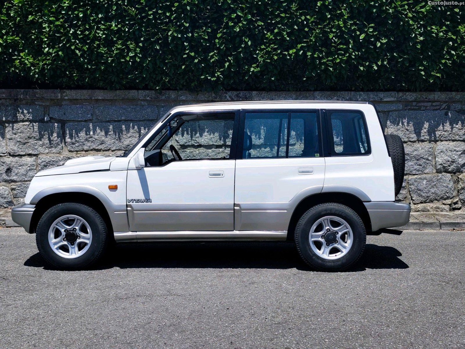 Suzuki Vitara 1.9Td 4x4 5Portas Nacional — fotografia 9