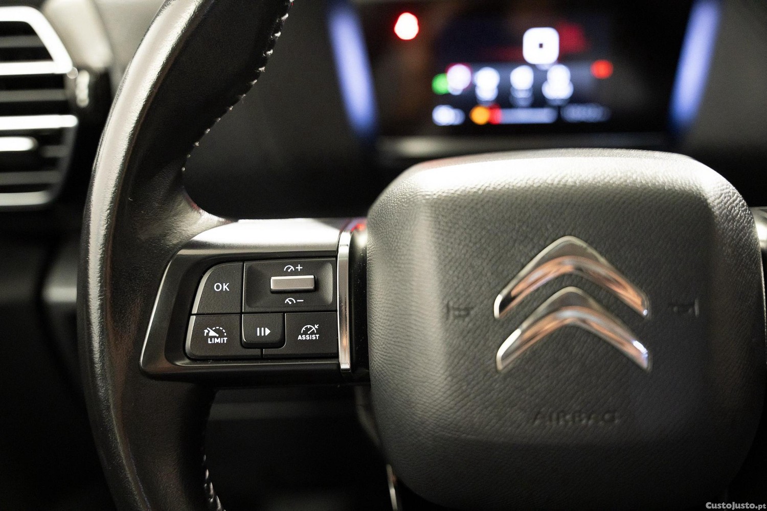 Citroën C4 1.2 PureTech Shine — fotografia 16