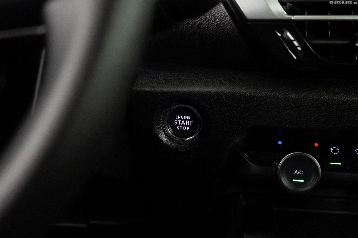 Citroën C4 1.2 PureTech Plus — fotografia 3