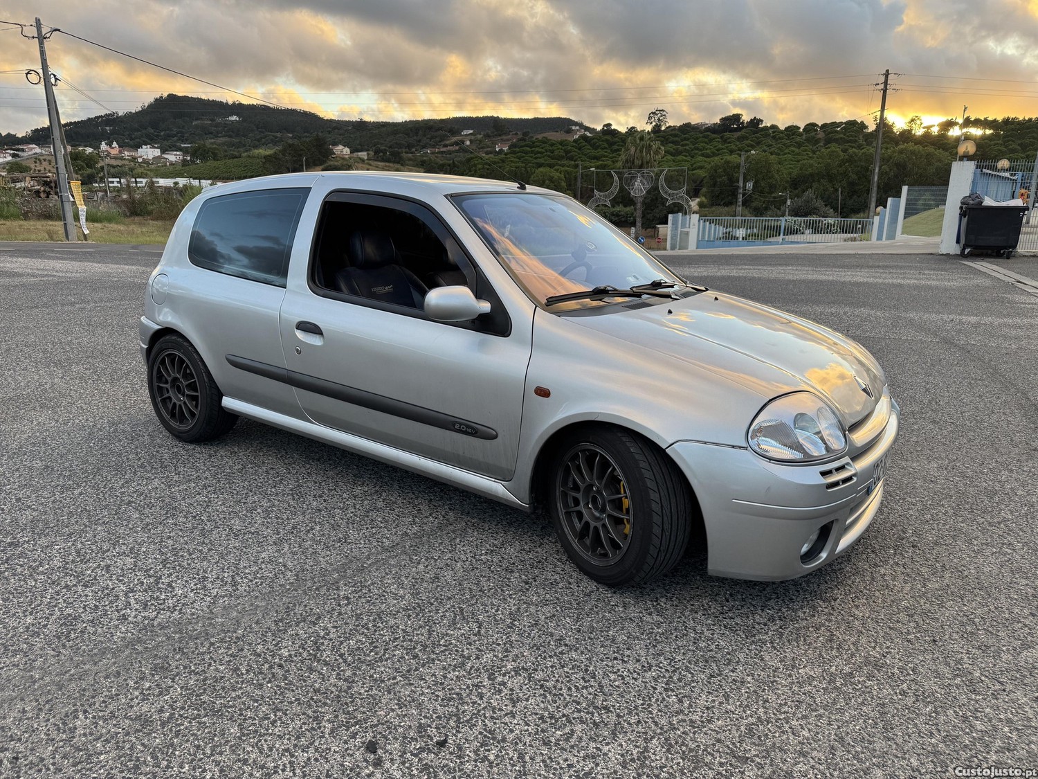 Renault Clio 2.0 Sport — fotografia 6