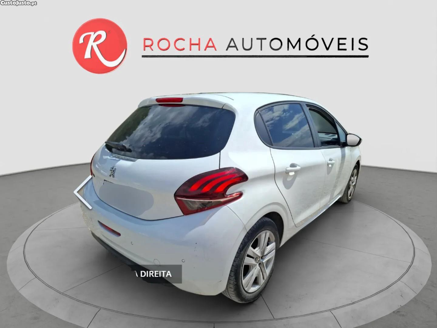 Peugeot 208 1.2 PureTech Signature — fotografia 3