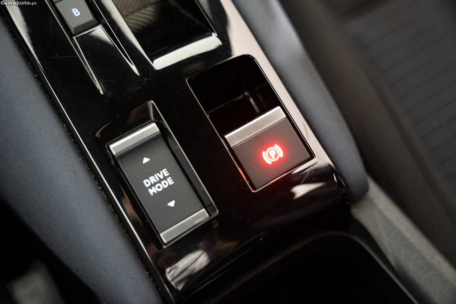 Alfa Romeo Junior 54 kWh Intensa — fotografia 5