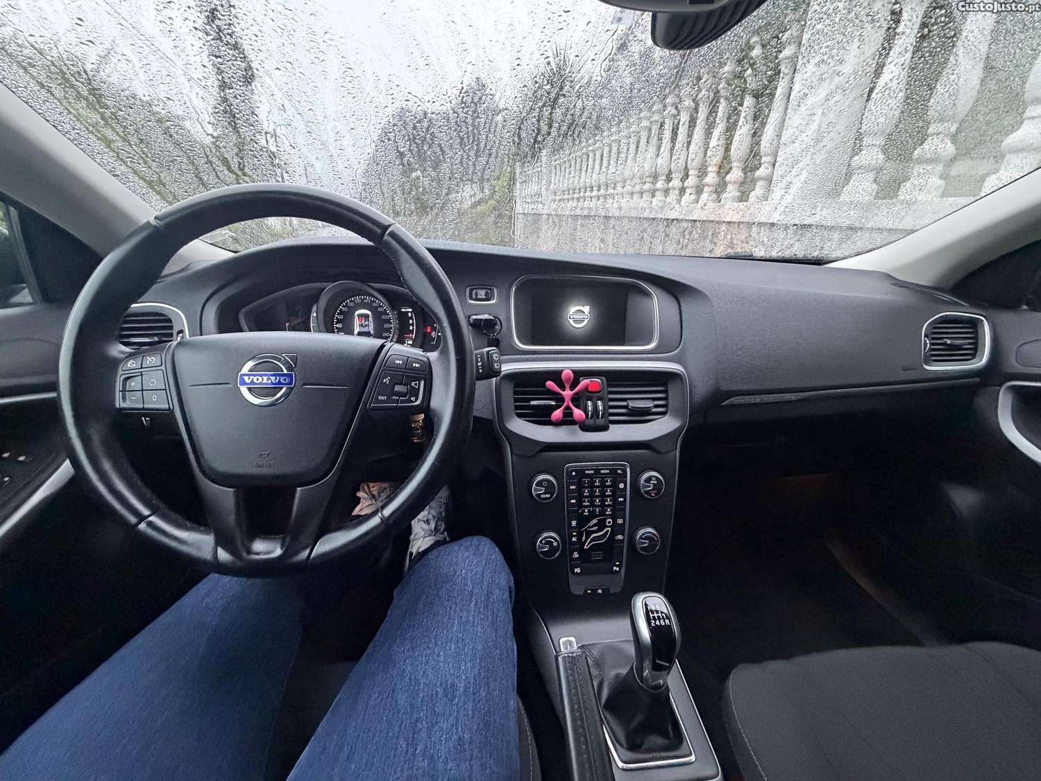 Volvo V40 Cross country — fotografia 2