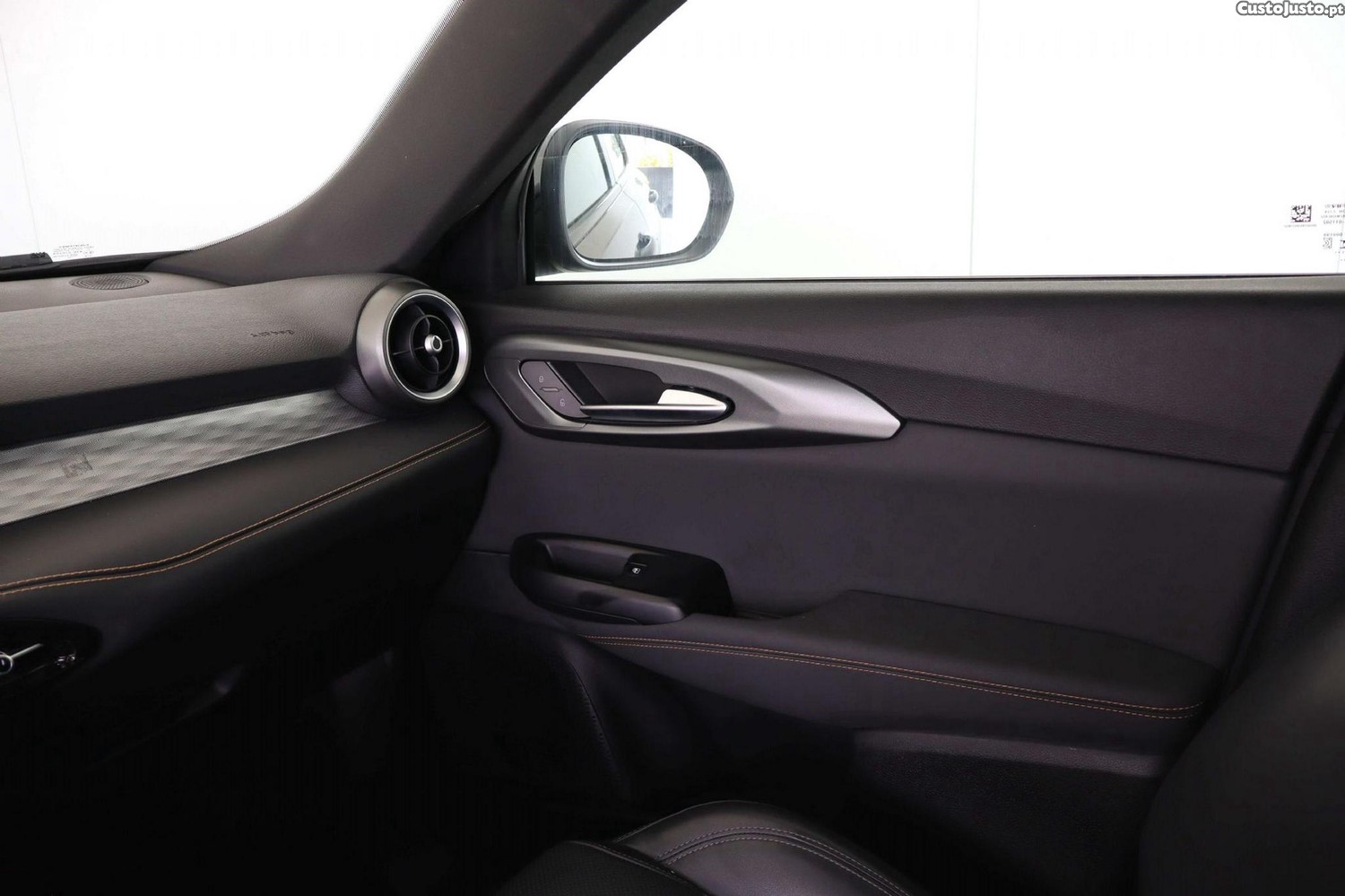 Alfa Romeo Tonale 1.5 Hybrid Sprint — fotografia 2