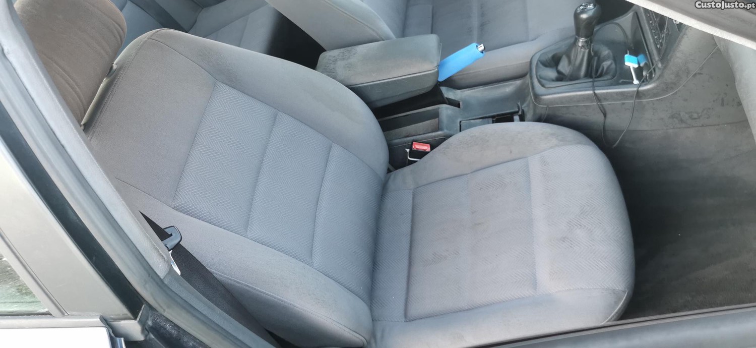 Audi A4 Sport — fotografia 4