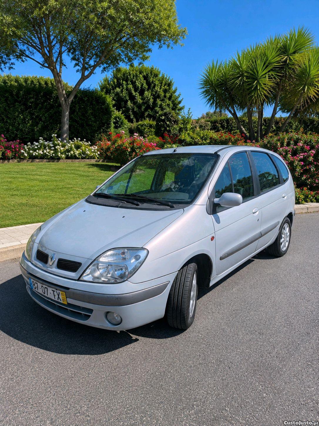 Renault Scénic 1.4 — fotografia 9