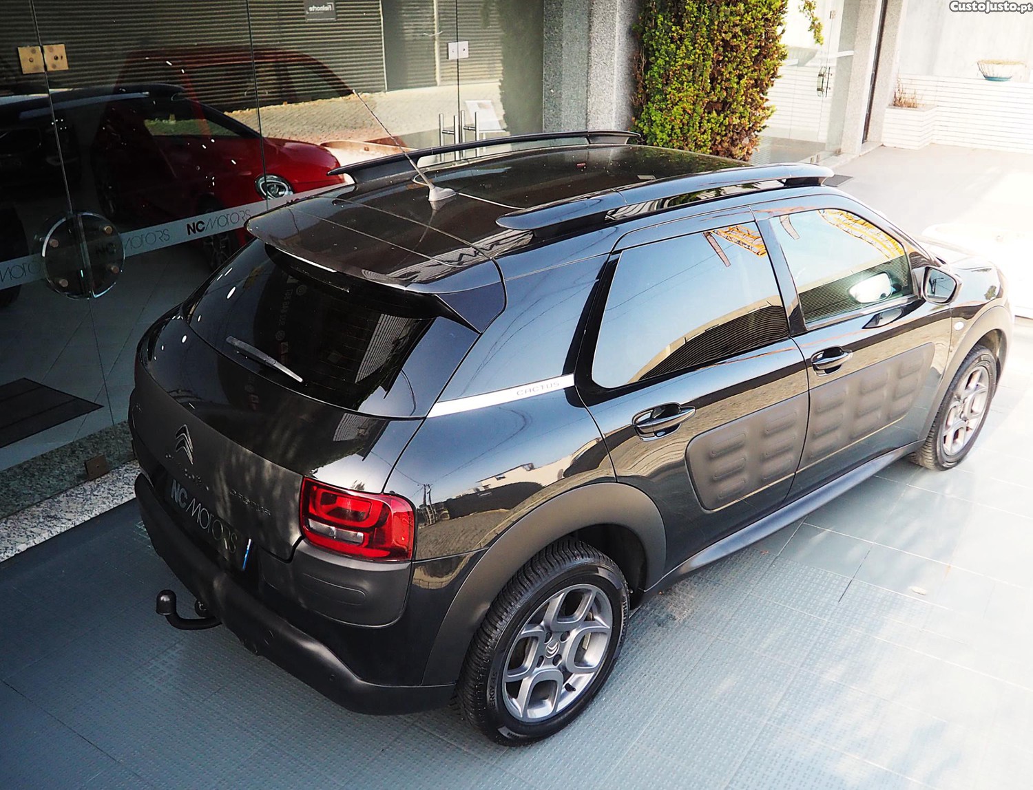 Citroën C4 Cactus 1.2 Shine 110cv — fotografia 8