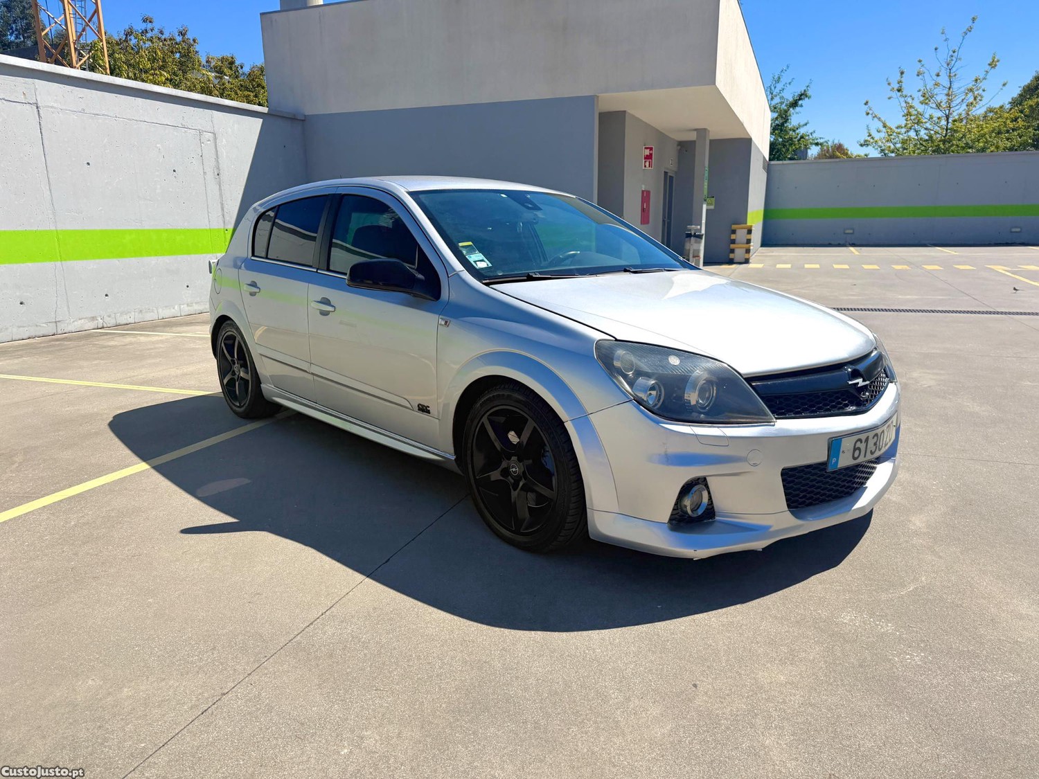 Opel Astra 2.0T OPC line — fotografia 9