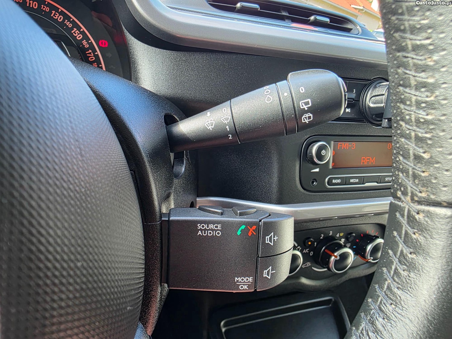 Renault Twingo 1.0 SCe 71cv — fotografia 5