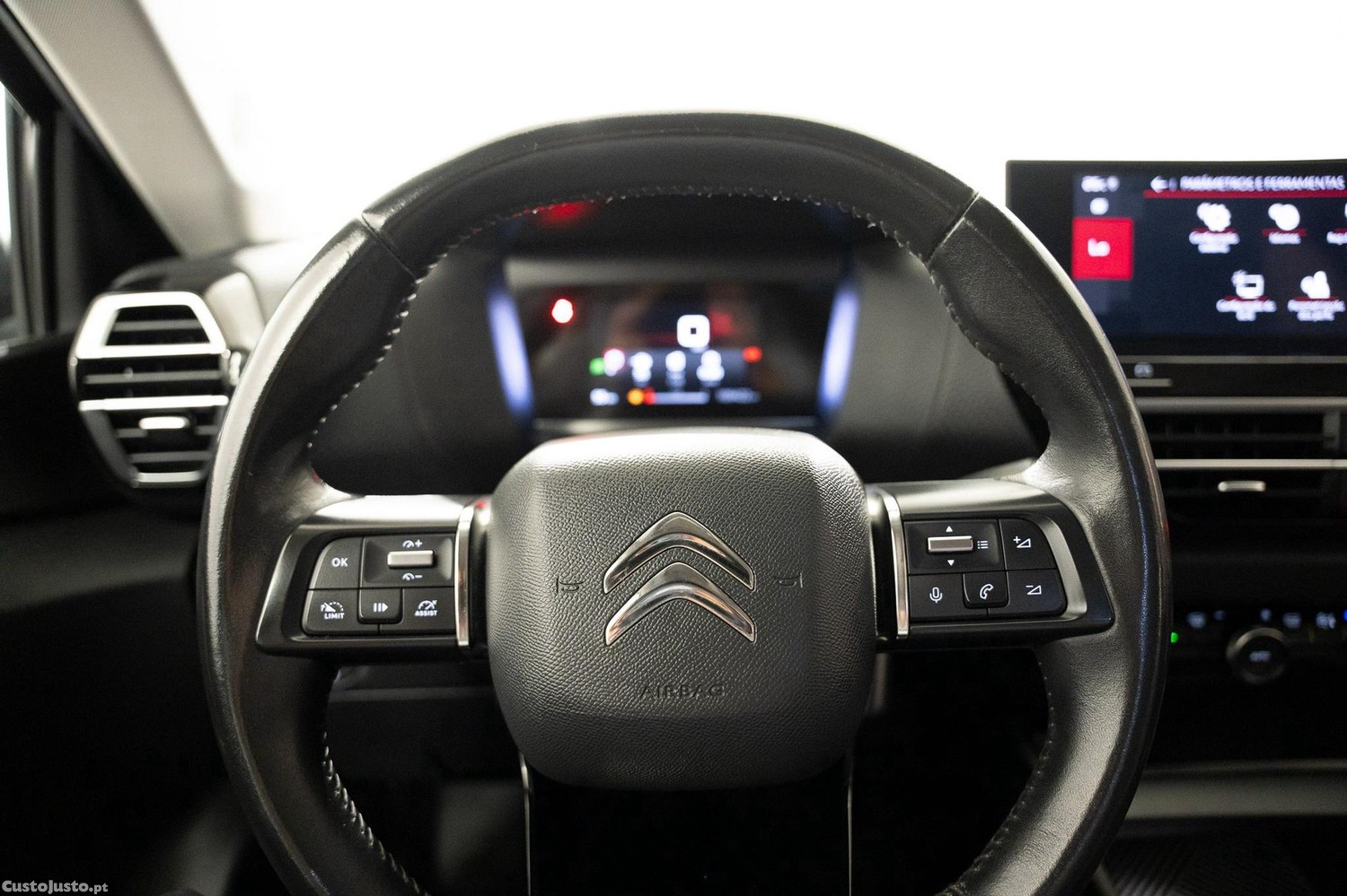 Citroën C4 1.2 PureTech Shine — fotografia 15