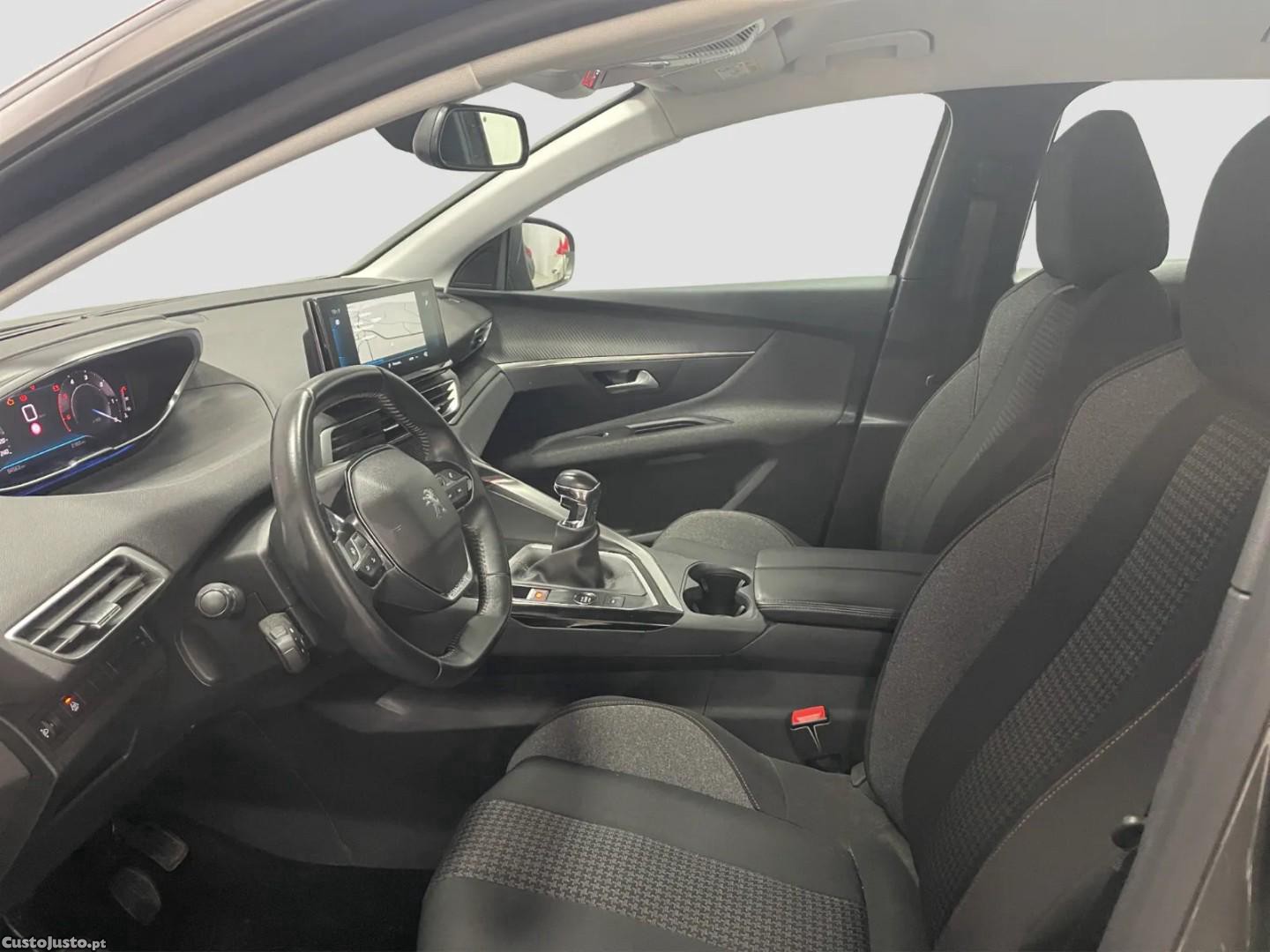 Peugeot 3008 PureTech 130 Stop & Start GPF Active Business-Pack — fotografia 6