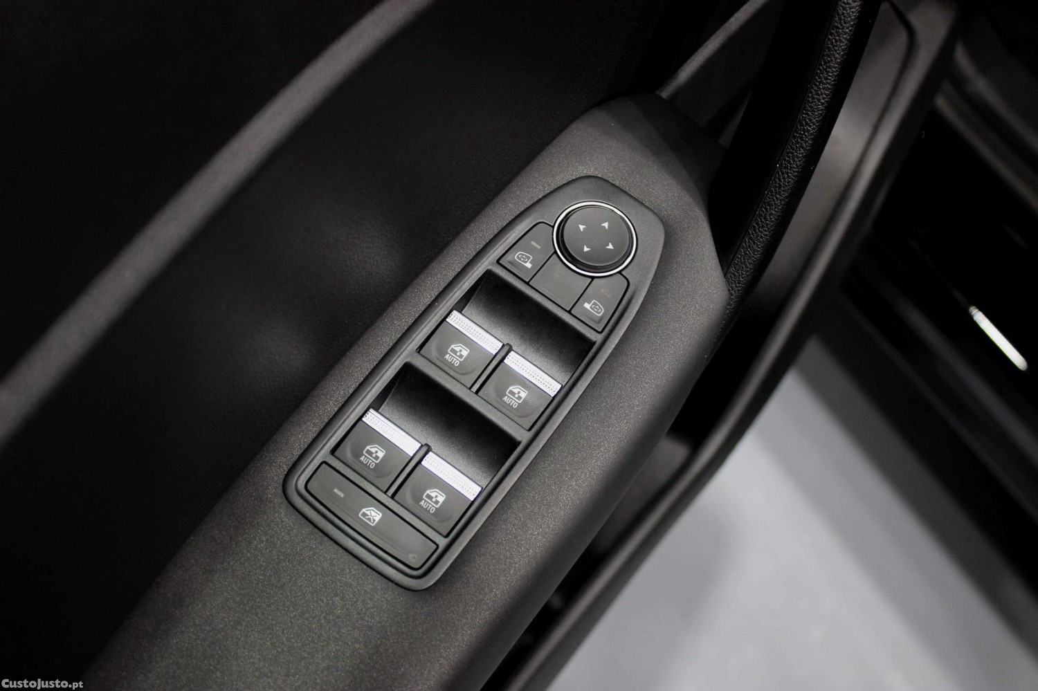 Mitsubishi ASX 1.0 MPI-T Bi-Fuel Kaiteki — fotografia 18
