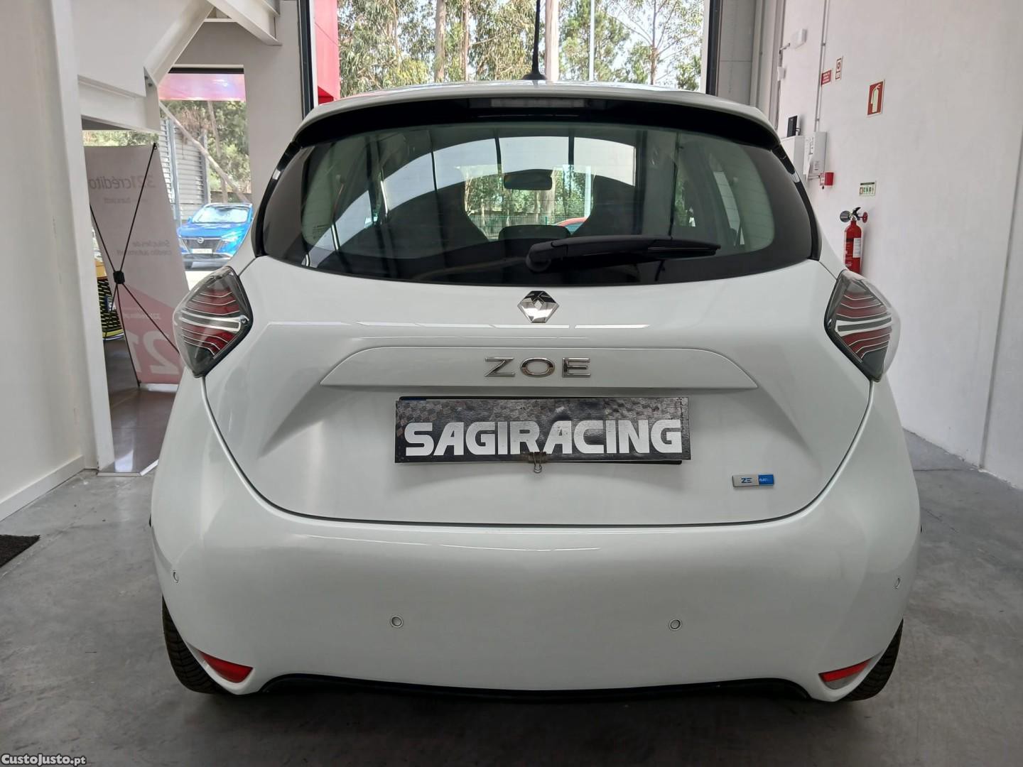 Renault Zoe (c/ Bateria) E-Tech EV50 Equilibre — fotografia 3