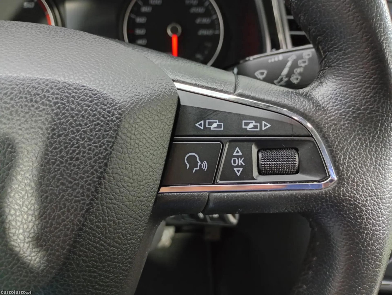 SEAT Leon Lindo impecável — fotografia 13