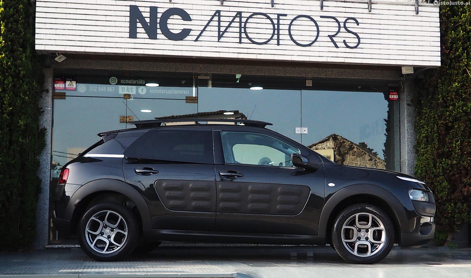 Citroën C4 Cactus 1.2 Shine 110cv — fotografia 10