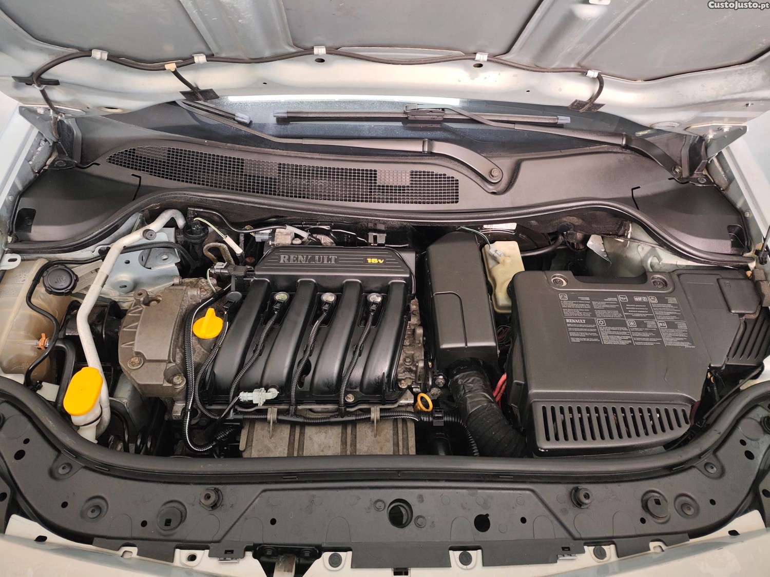 Renault Mégane 1.4 16v | apenas 118.000 km reais | ipo 2027 — fotografia 2