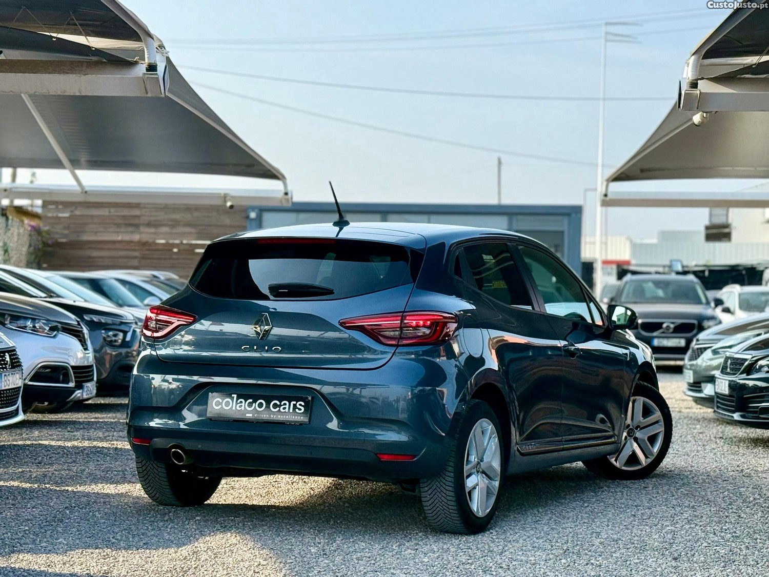 Renault Clio 1.0 TCe Exclusive — fotografia 8