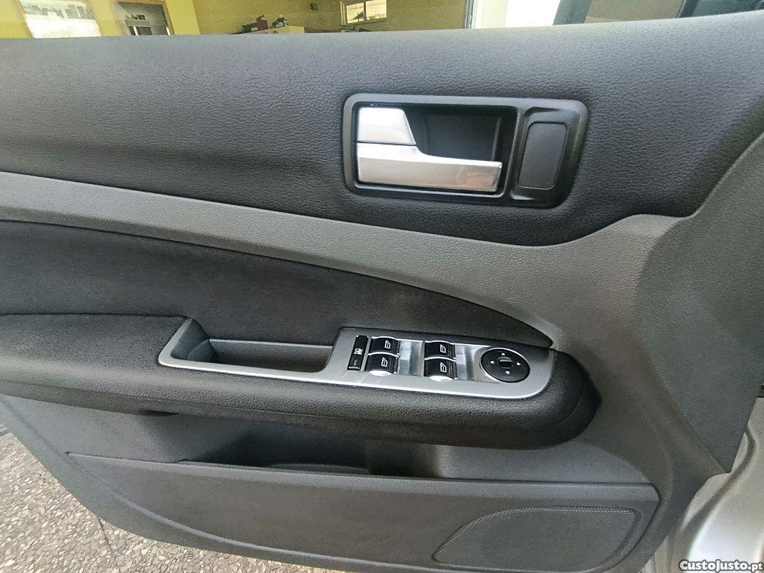 Ford Focus longa — fotografia 5