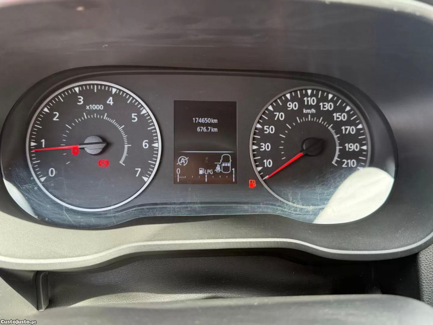 Dacia Duster 1.0 tce eco-g expression bi-fuel — fotografia 4