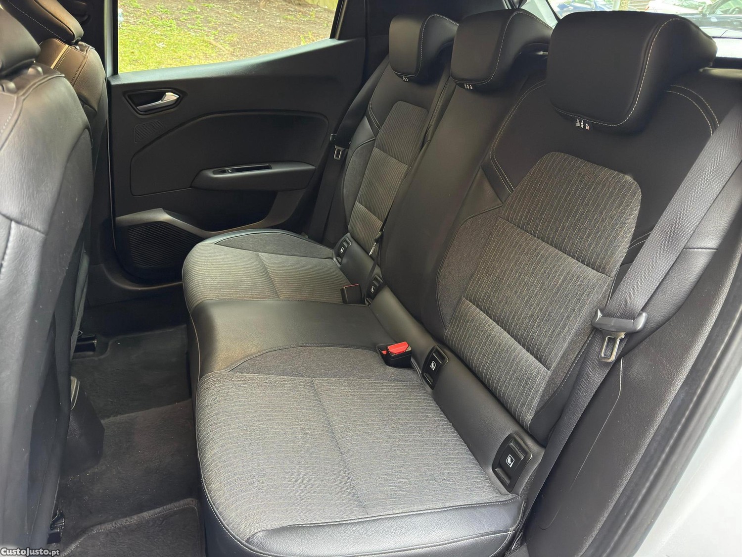 Renault Clio 1.5 Blue dCi Limited — fotografia 7