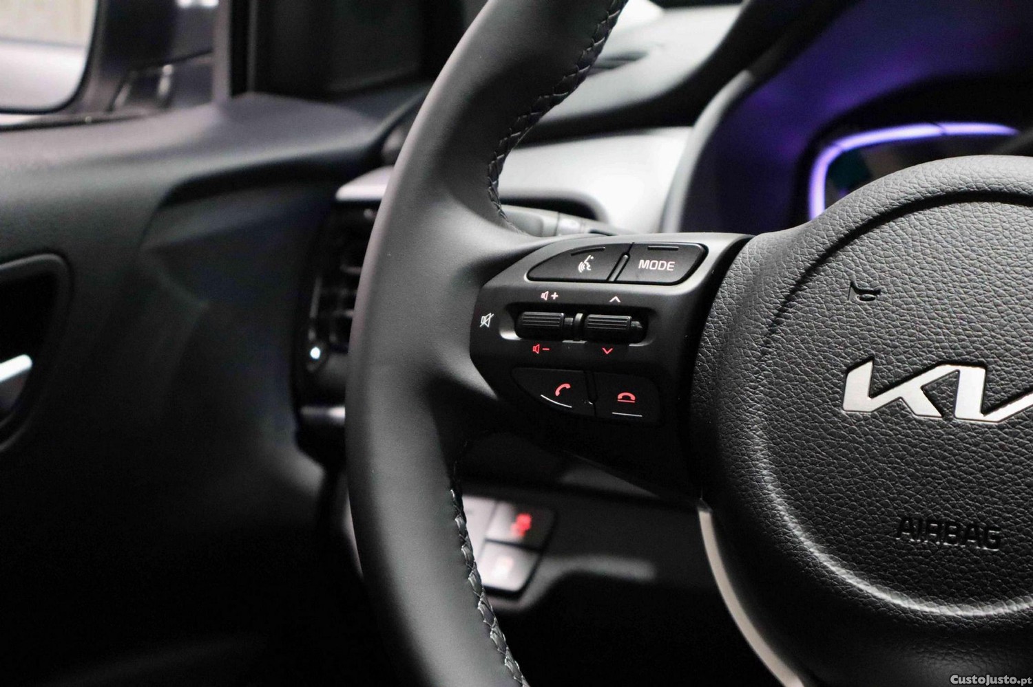 Kia Stonic 1.0 T-GDI Drive — fotografia 16