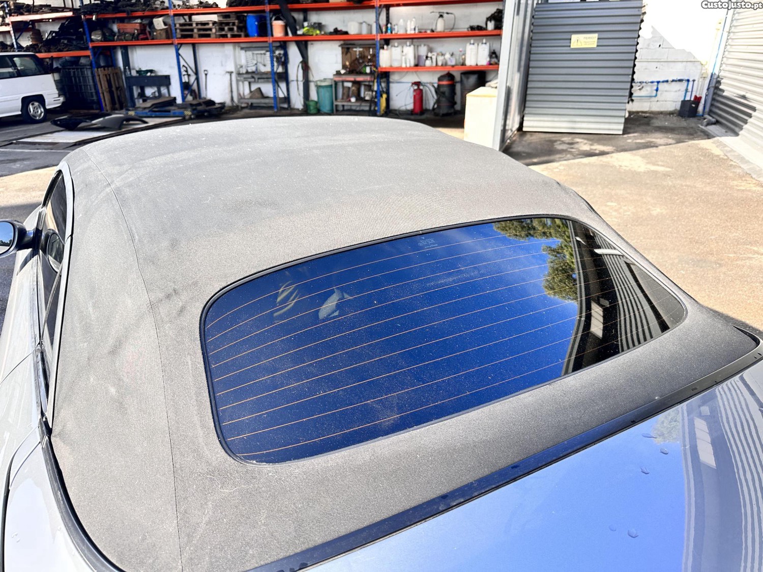 Porsche 996 CARRERA CABRIO 3.6 350.CV LOOK GT3 — fotografia 4