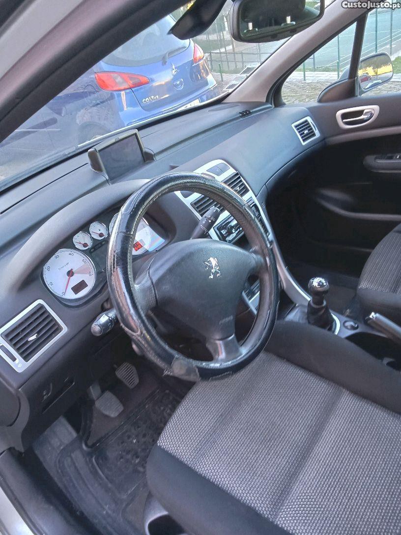 Peugeot 307 1.6 hdi — fotografia 3