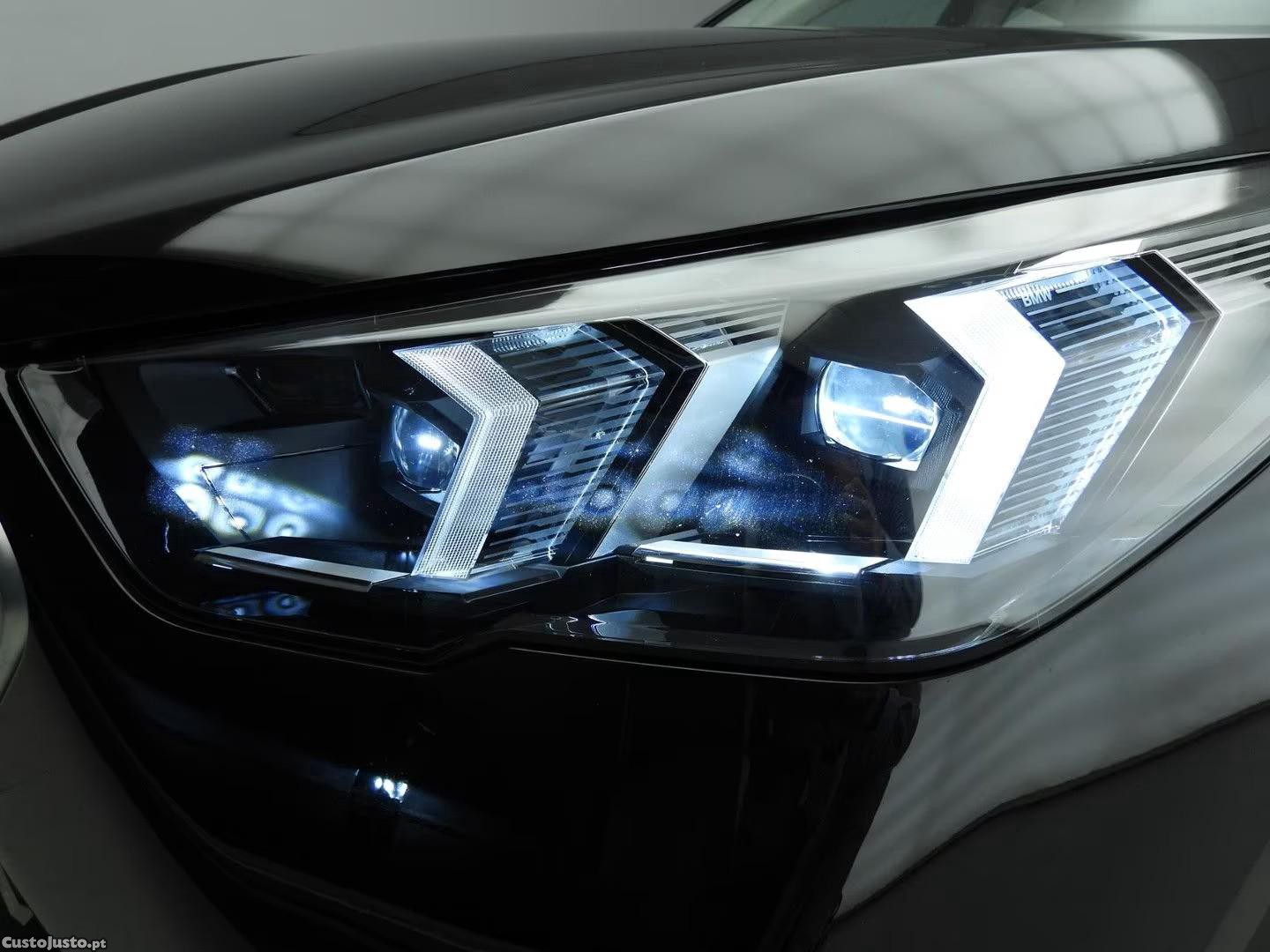 BMW iX2 eDrive20 — fotografia 29