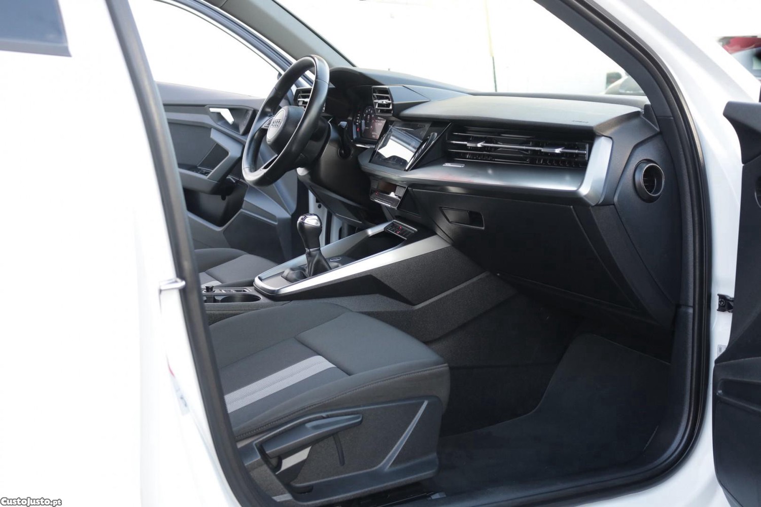 Audi A3 Limousine 30 TFSI Advanced — fotografia 42